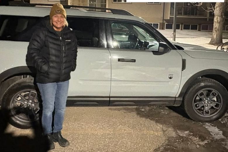 Liz, Ford Bronco Sport, at delivery