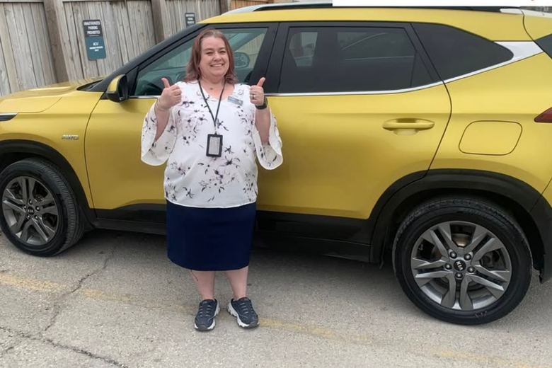 Karen, Kia Seltos EX, at delivery